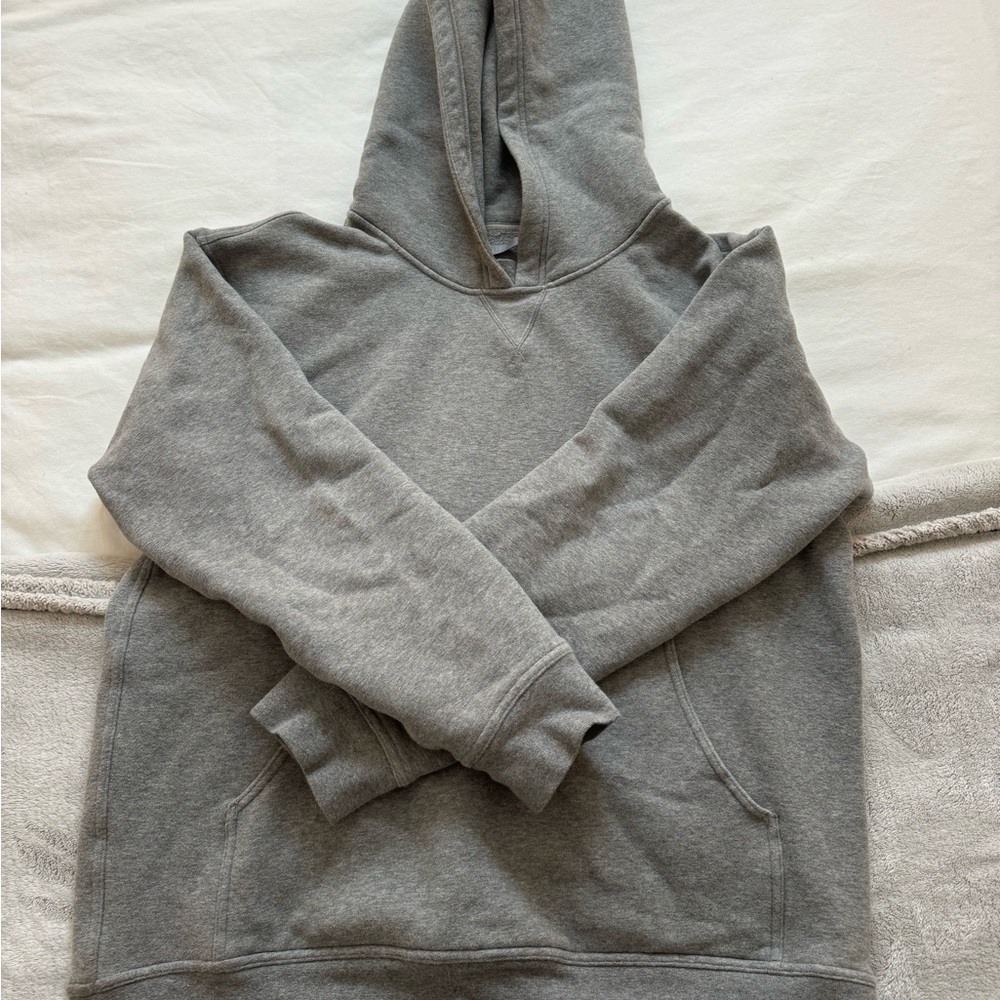 Lululemon sweatshirt